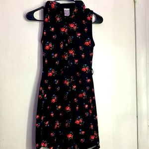 Pretty xs girls black flower dress with open back!!